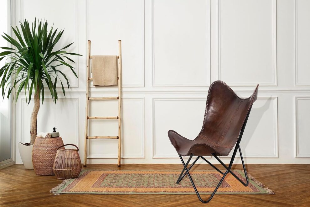 Top 5 Reasons to Buy a Leather Butterfly Chair