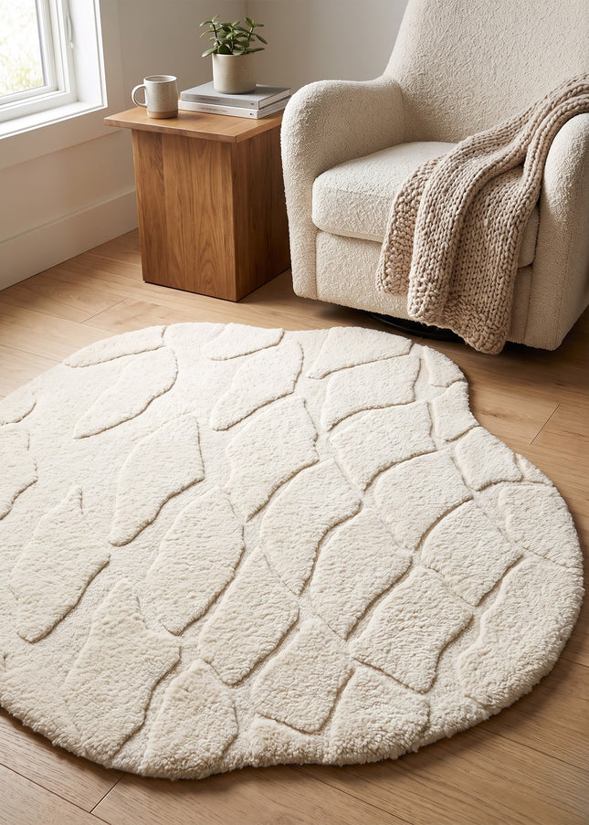Hand Tufted Wool Rug: Irregular Organic Modern Design, Earthy Tones