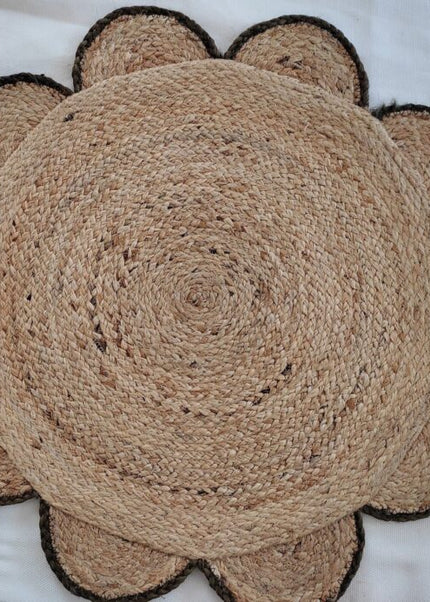 Natural Scallop Round Handmade Jute Rug