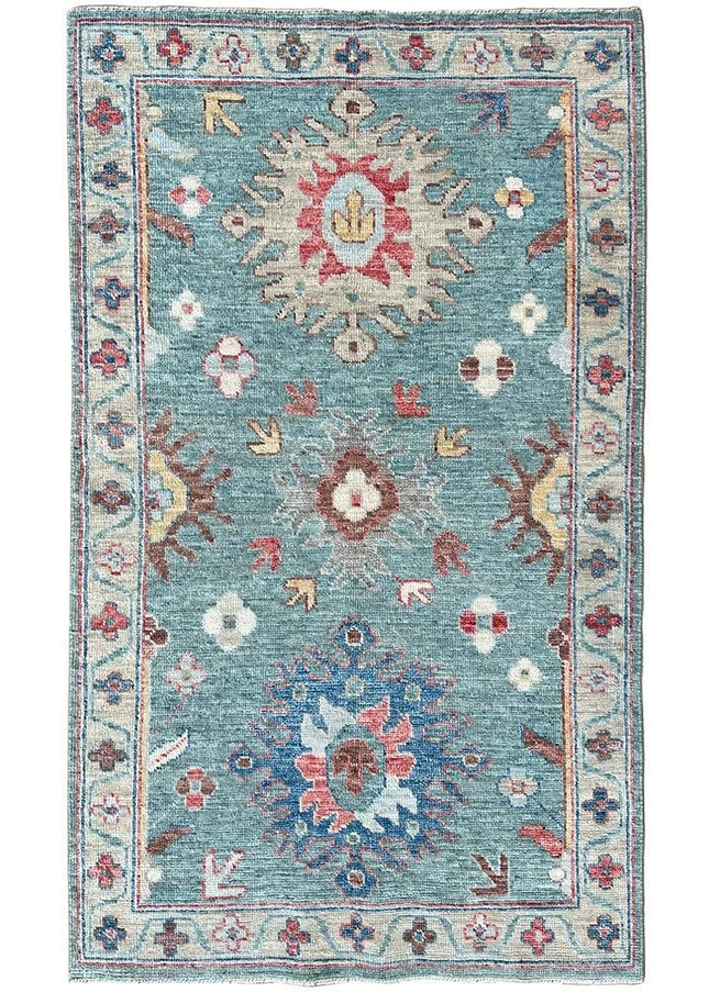 Turqouise Color Traditional Carpet For Living Room Decor