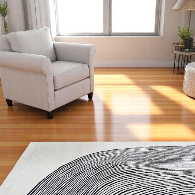 Hand Tufted Wool Rug: Modern Abstract Design, Soft Pile