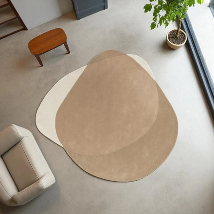 Hand Tufted Wool Rug: Irregular Abstract Design, Earthy Tones