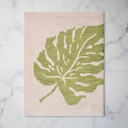 Hand Tufted Wool Monstera Leaf Rug: Modern Botanical Decor