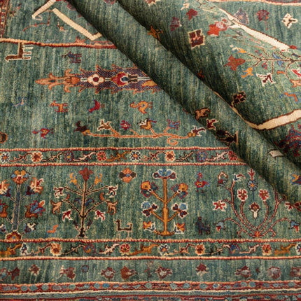 Hand Knotted Wool Sarough Rug: Traditional Persian Floral & Animal Motif