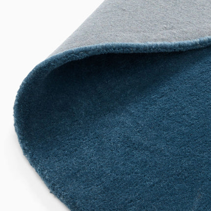 Hand Tufted Round Wool Rug: Modern Living Room Decor