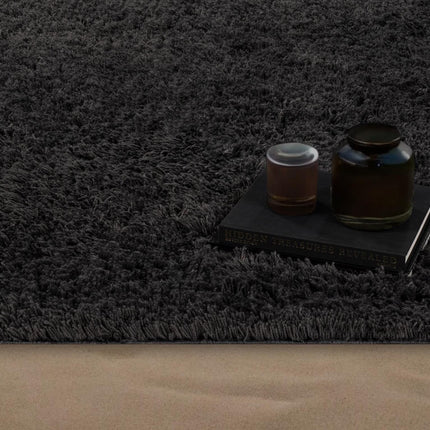 Hand Woven PET Yarn Shag Rug: Soft Minimalist Decor