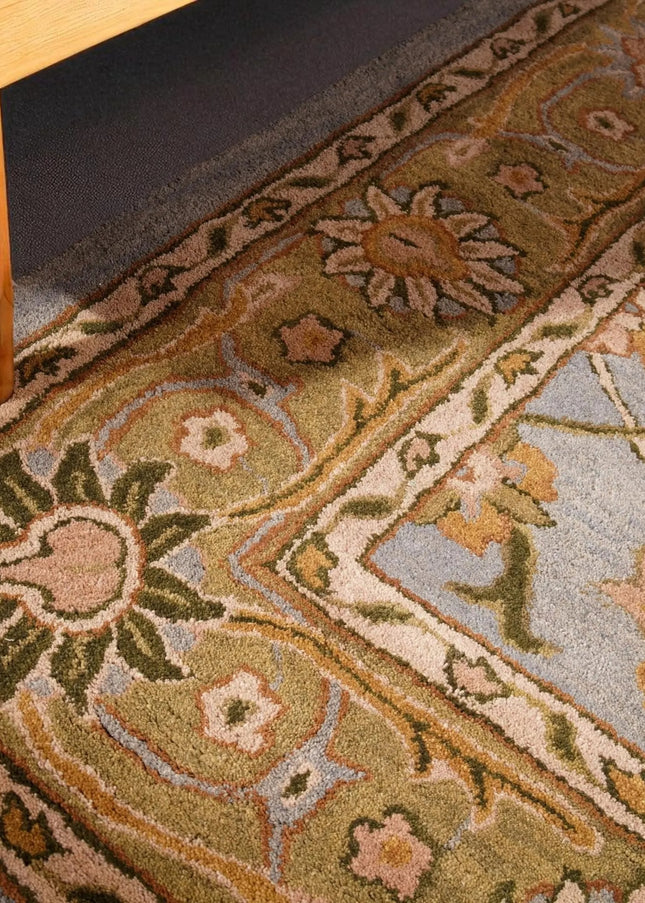 Hand Knotted Traditional Oriental Wool Rug  Vintage Floral Border Area Rug