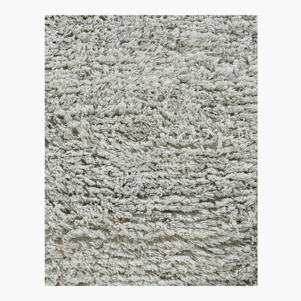 Hand Woven PET Yarn Shag Rug: Soft Minimalist Decor