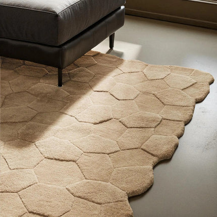Hand Tufted Wool Area Rug: 3D Sculpted Geometric Ivory Decor
