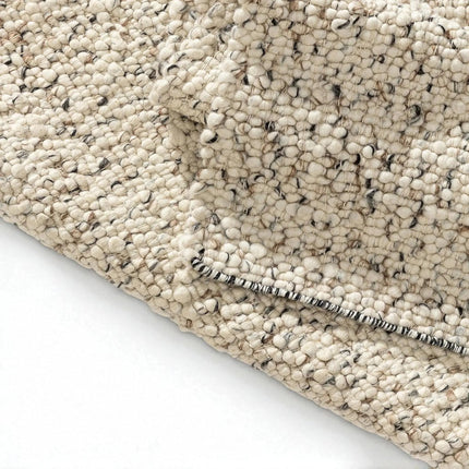 Handwoven Chunky Wool Rug: Pebble Loop Texture, Scandinavian Style