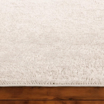 Hand Woven PET Yarn Shag Rug: Soft Minimalist Decor