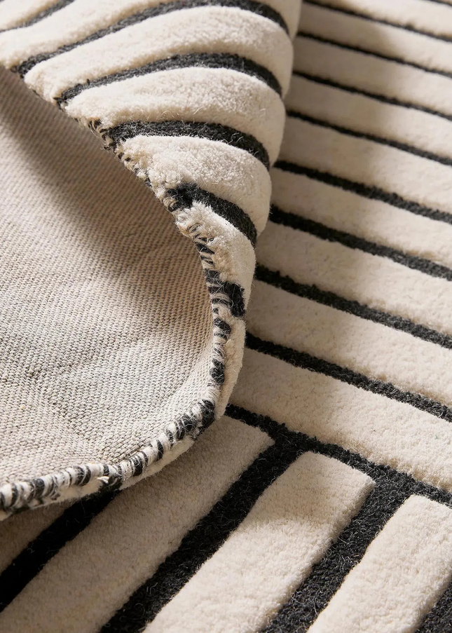 Black Striped Hand-Tufted Wool Rug: 8x10 Minimalist Decor