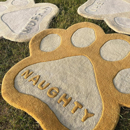 Handmade Wool Paw Rug: Personalized Pet Name Carpet