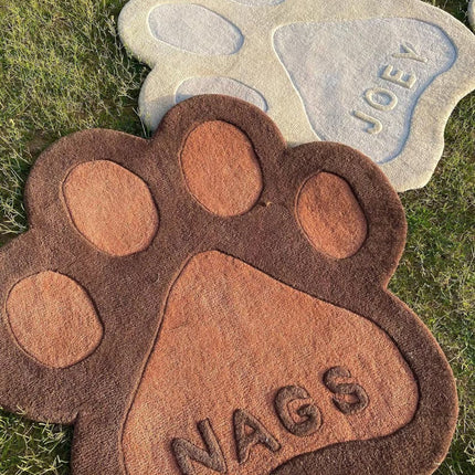 Handmade Wool Paw Rug: Personalized Pet Name Carpet