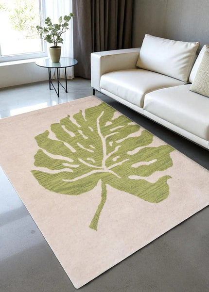 Hand Tufted Wool Monstera Leaf Rug: Modern Botanical Decor