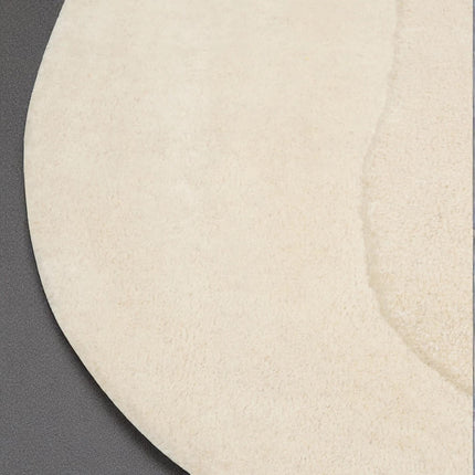 Hand Tufted Irregular Shape Beige Rug  Modern Minimalist Area Rug