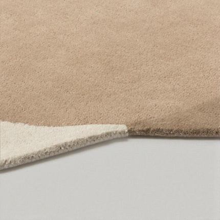 Hand Tufted Wool Rug: Irregular Abstract Design, Earthy Tones