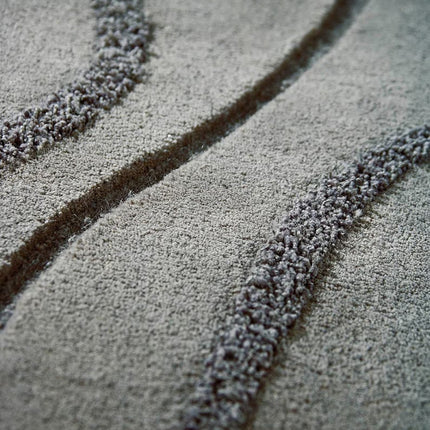 Hand Tufted Wool Area Rug: Abstract Minimalist Design