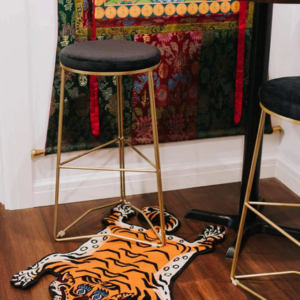 Hand Tufted Tibetan Tiger Wool Rug: Modern Animal Decor
