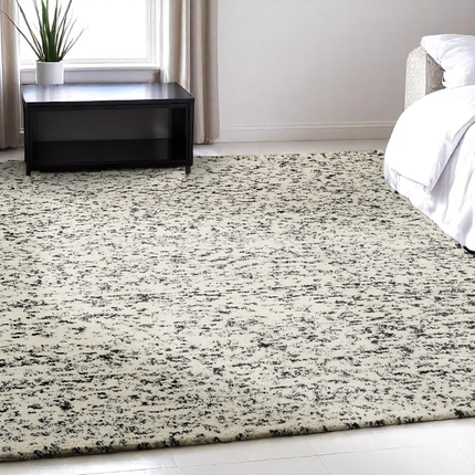 Textured Wool Rug – Hand Knotted Beige & Black Oriental Carpet