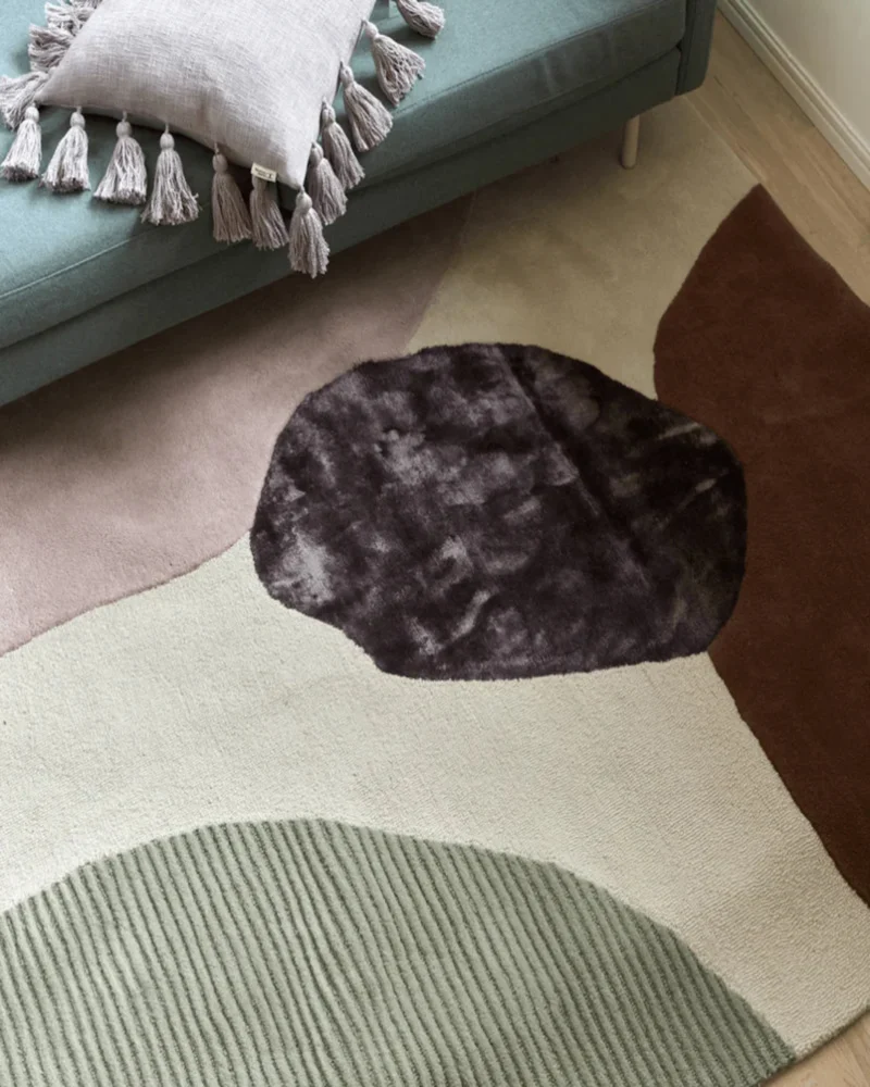 Geometrical Hand Tufted Wool Rug - Image 3