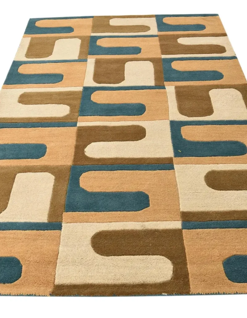 Hand Tufted Designer Rug For Modern Home Decor - Image 5