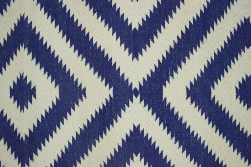 Blue & White Diamond Pattern Cotton Rug - Image 3