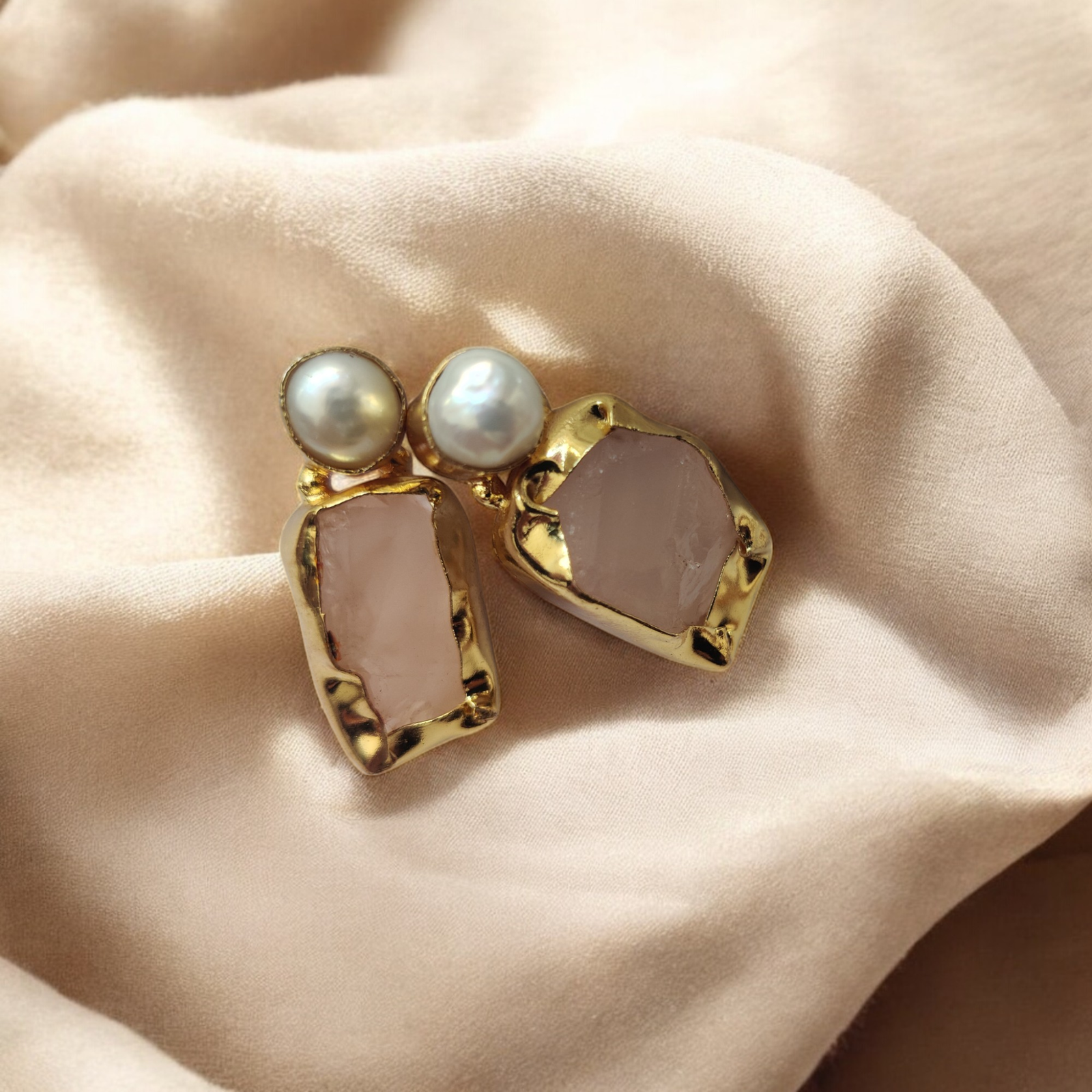 Soft Petal – Handmade Brass Earrings with Rose Quartz & Pearls