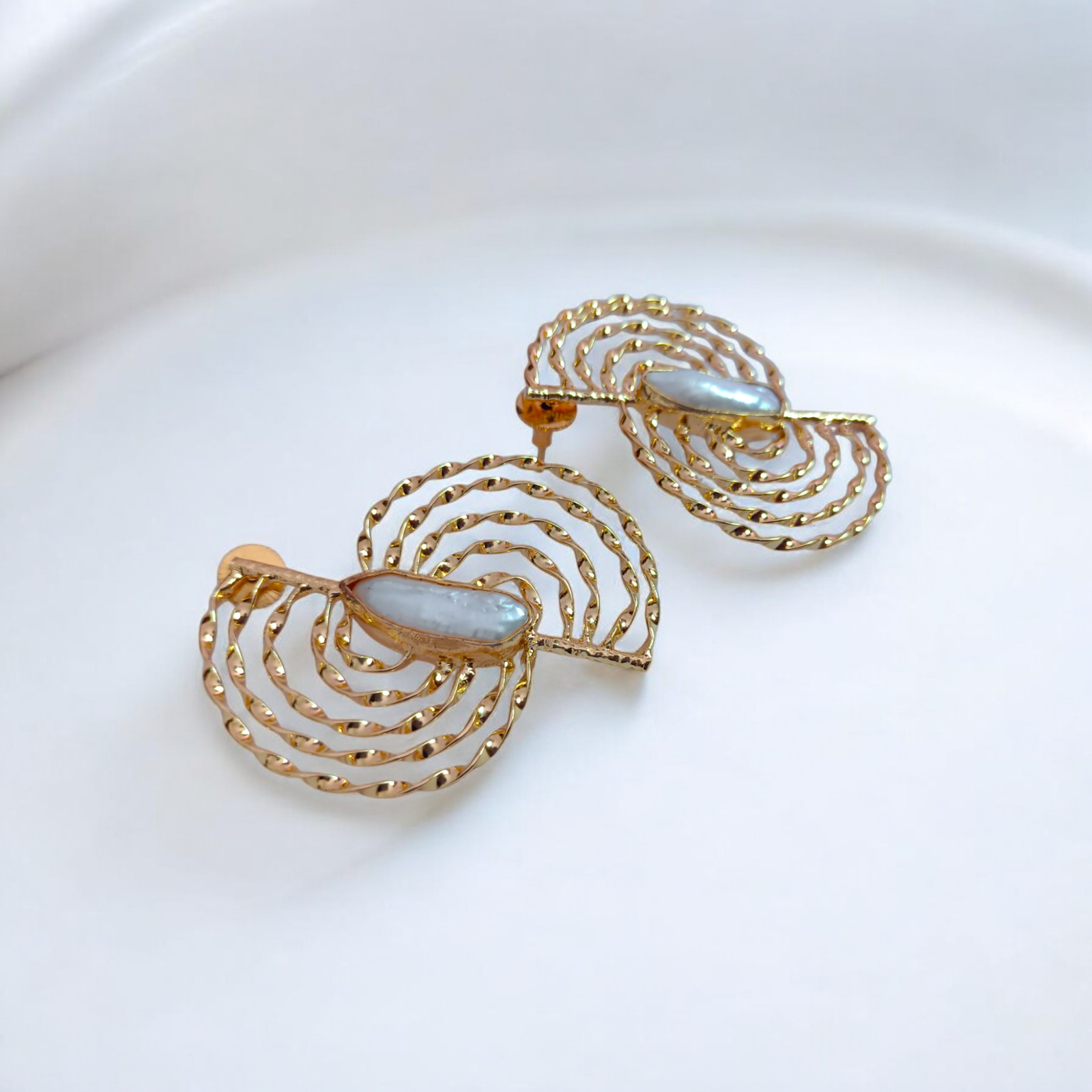 Spiral Soul Earrings – Baroque Pearl & Brass Halves