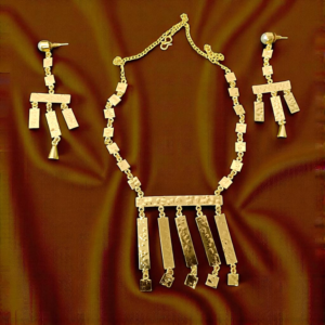 Golden Echo Set – Handcrafted Hammered Brass Necklace & Earrings